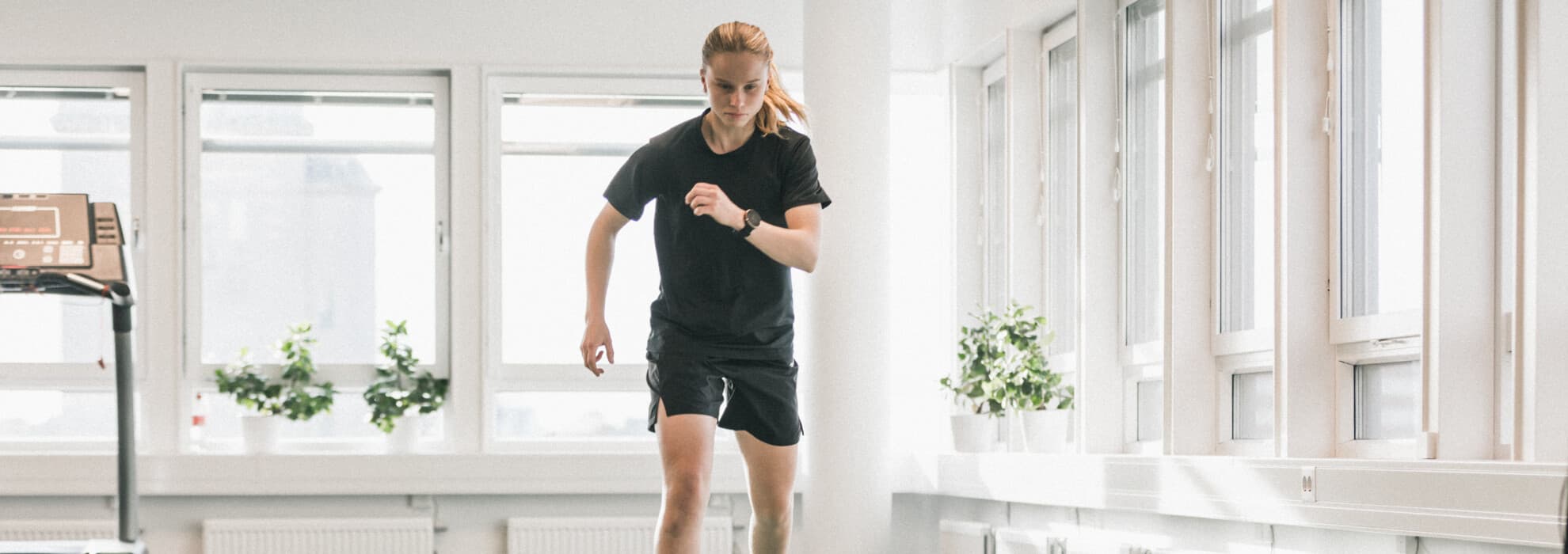 Idrottare gör hoppövningar